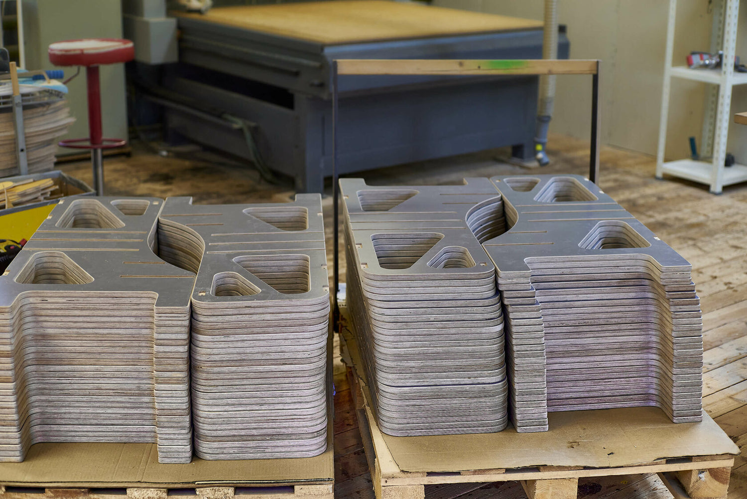 we offer milling services, shape cutting of parts, and 3D engraving with several CNC machines